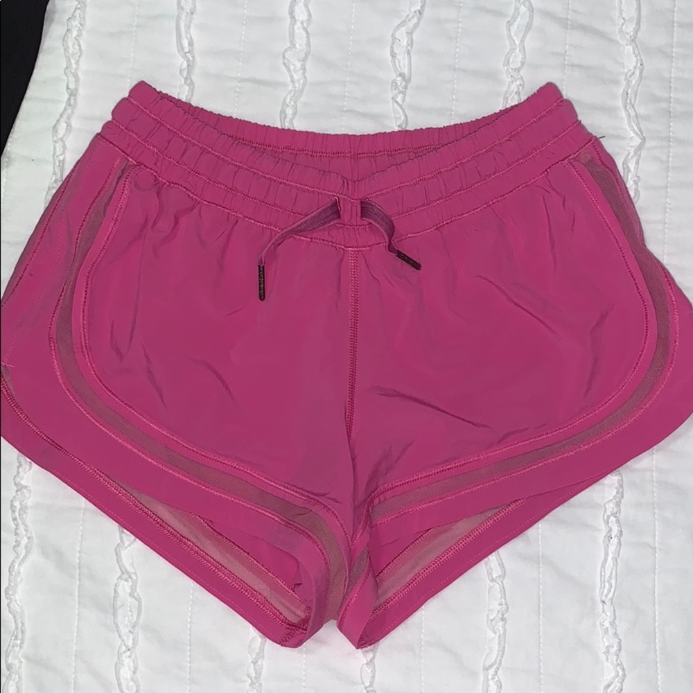Lulu lemon hotty hot shorts